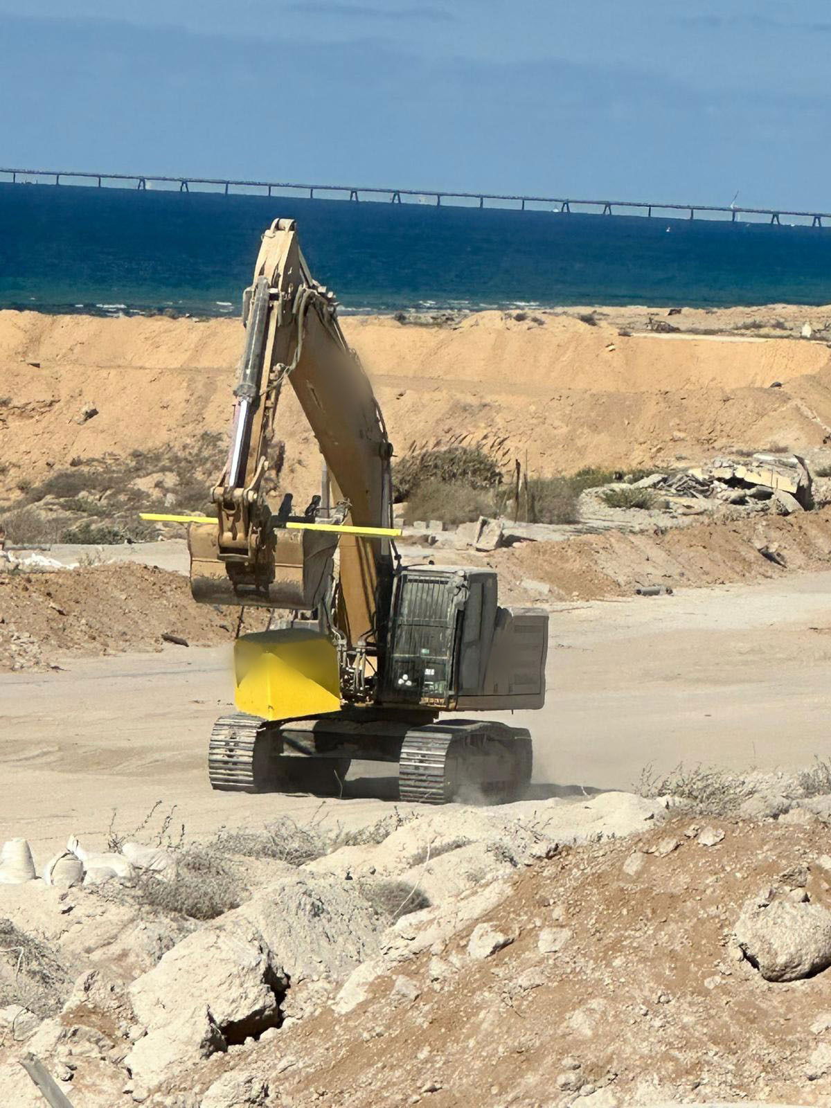 כוחות צה"ל מסמנים את הקו הצהוב ברצועת עזה