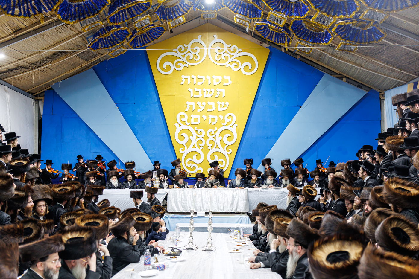 חג הסוכות ושמחת תורה בחצה"ק באבוב 45