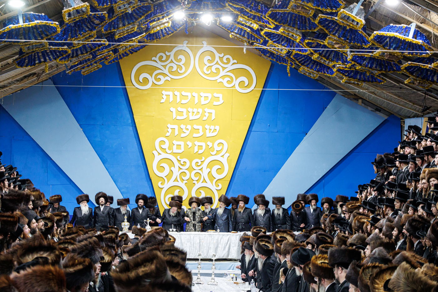 חג הסוכות ושמחת תורה בחצה"ק באבוב 45