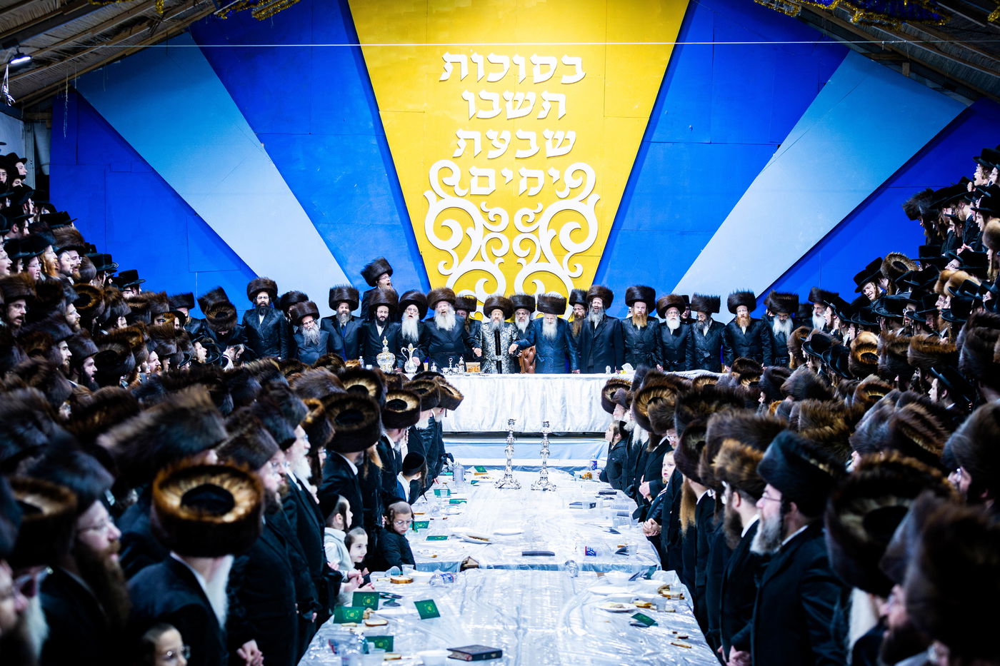 חג הסוכות ושמחת תורה בחצה"ק באבוב 45