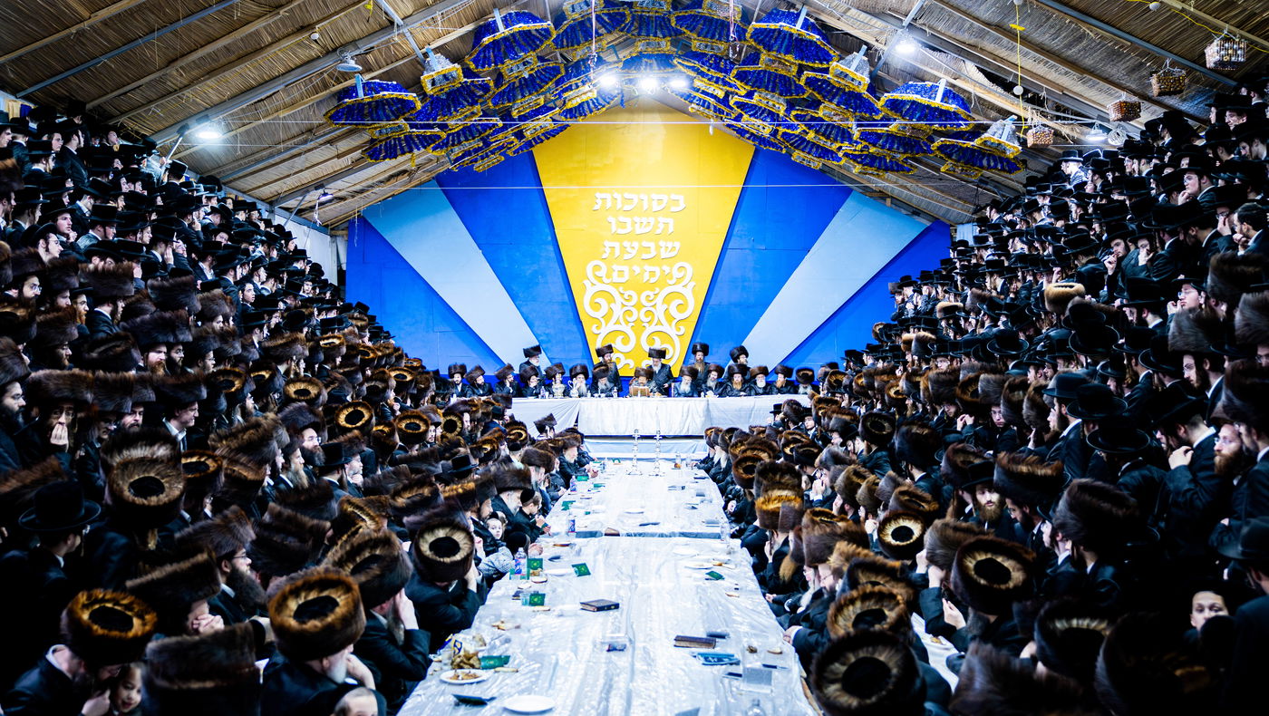 חג הסוכות ושמחת תורה בחצה"ק באבוב 45