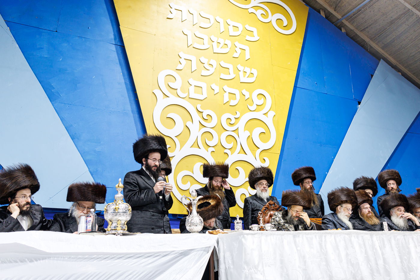 חג הסוכות ושמחת תורה בחצה"ק באבוב 45