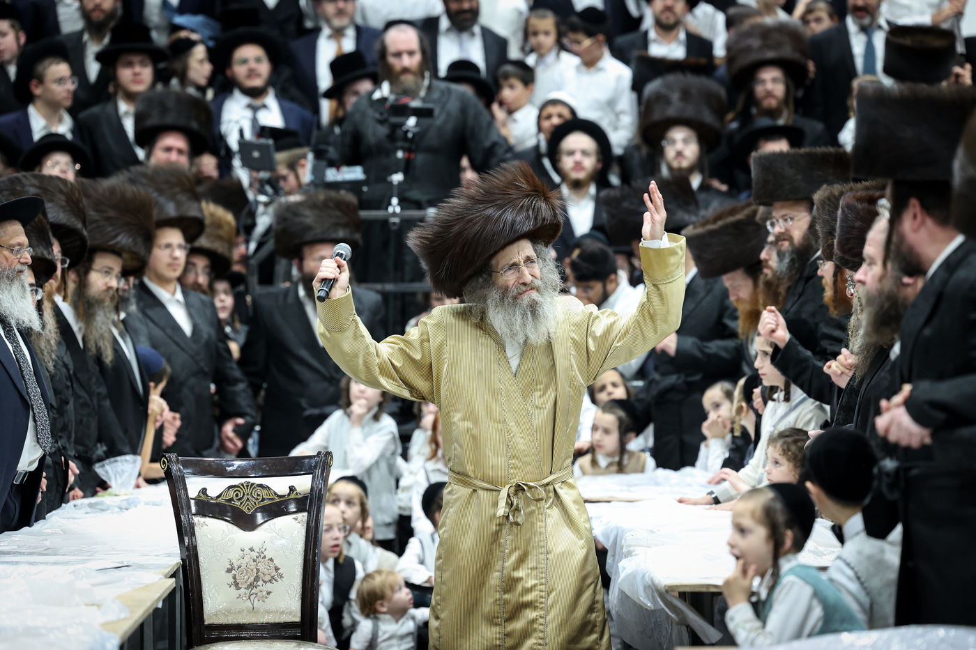 הרה"צ רבי אלימלך בידרמן בהכנה להושענא רבה