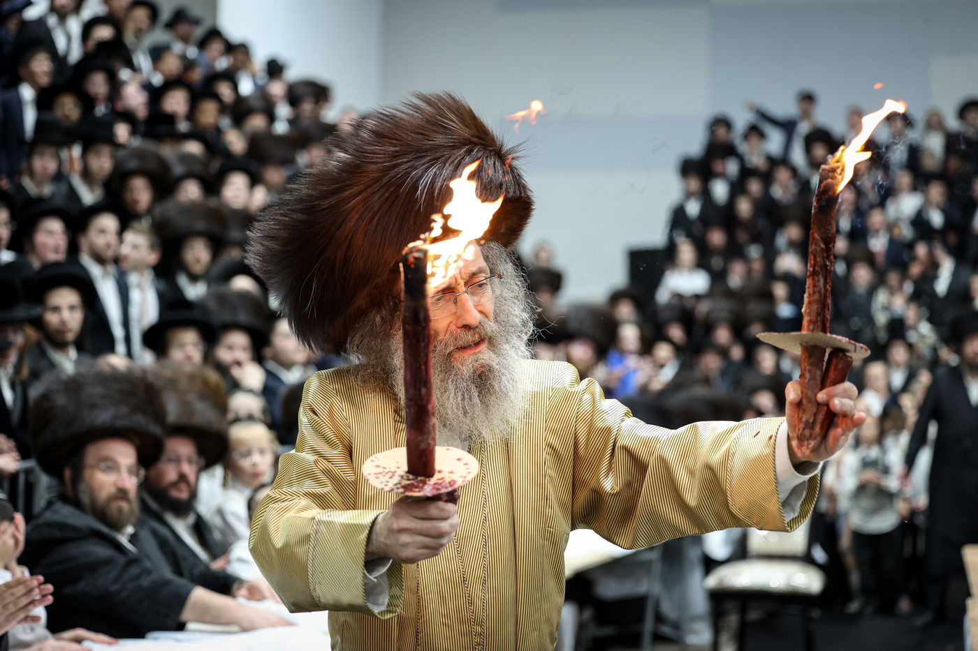 הרה"צ רבי אלימלך בידרמן בהכנה להושענא רבה