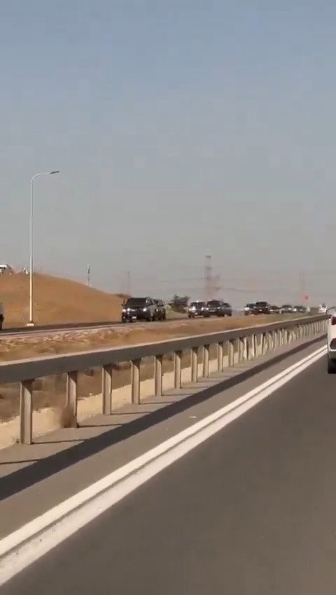 ג'יי.די. ואנס בדרכו למרכז הפיקוד האמריקאי בקרית גת