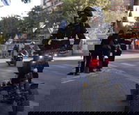 כוח משטרה מאבטח את ביקור סגן הנשיא