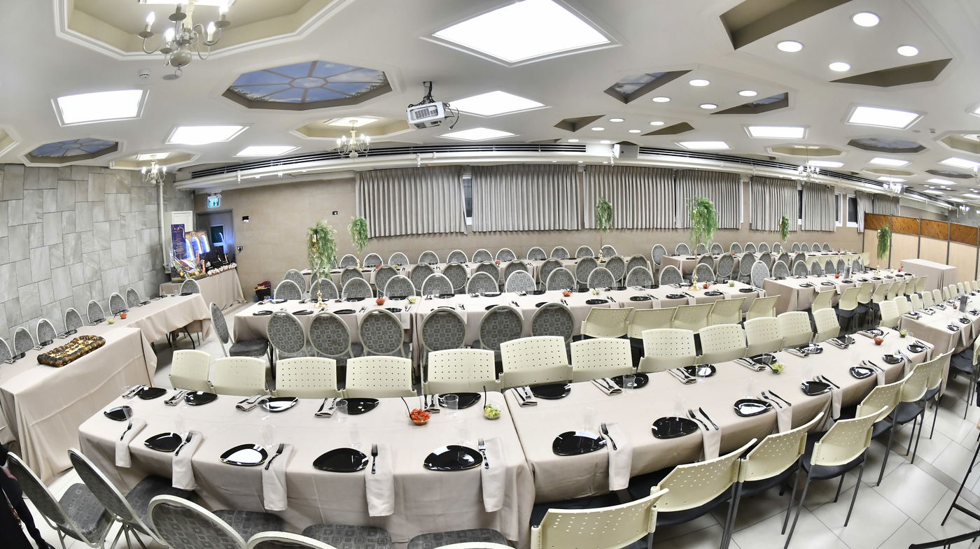 שמחת בר המצווה לבנו של גדליה סילמן, נכד הראב"ד הגר"י סילמן 