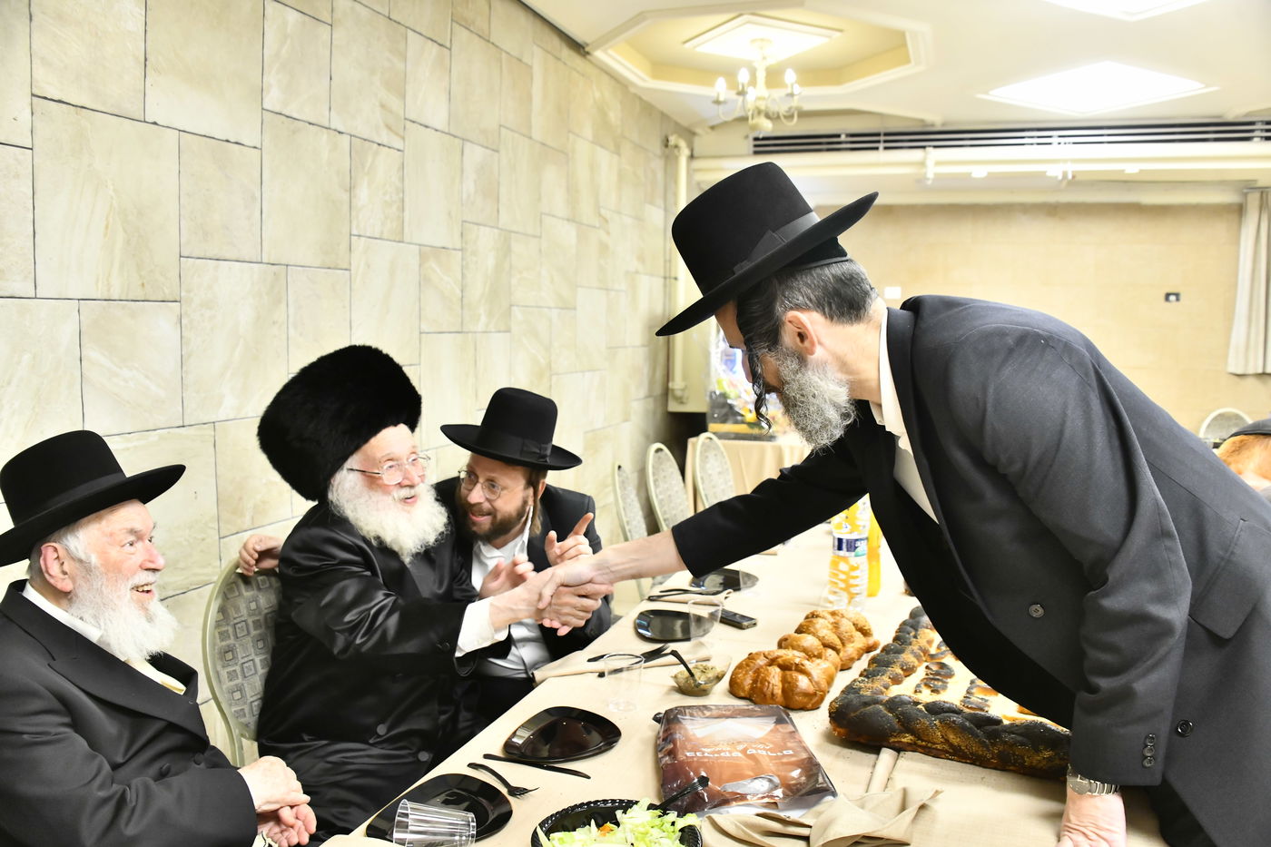 שמחת בר המצווה לבנו של גדליה סילמן, נכד הראב"ד הגר"י סילמן 