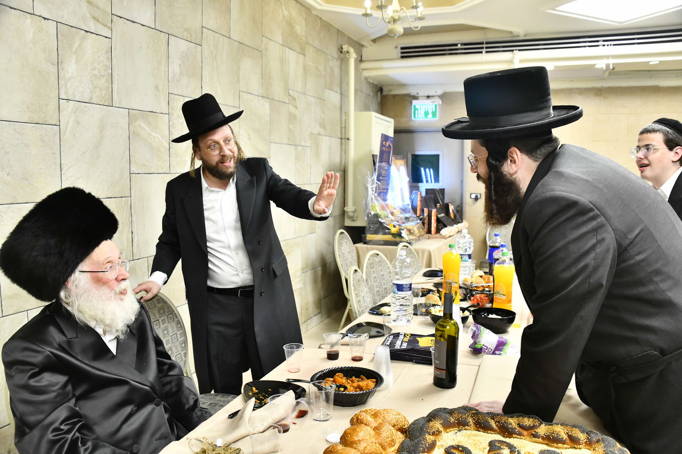 שמחת בר המצווה לבנו של גדליה סילמן, נכד הראב"ד הגר"י סילמן 