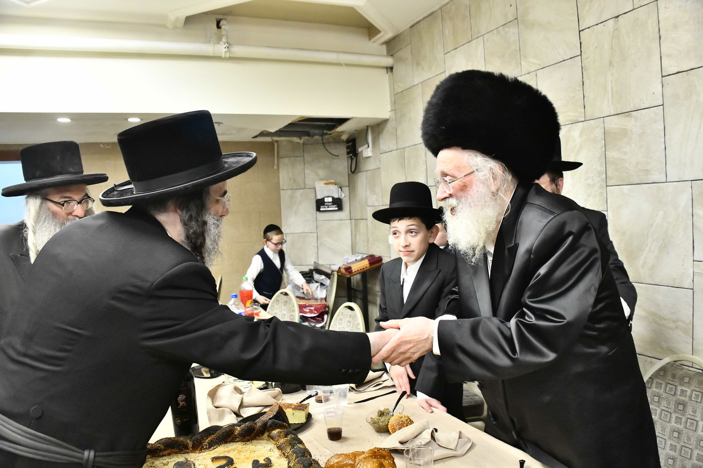 שמחת בר המצווה לבנו של גדליה סילמן, נכד הראב"ד הגר"י סילמן 