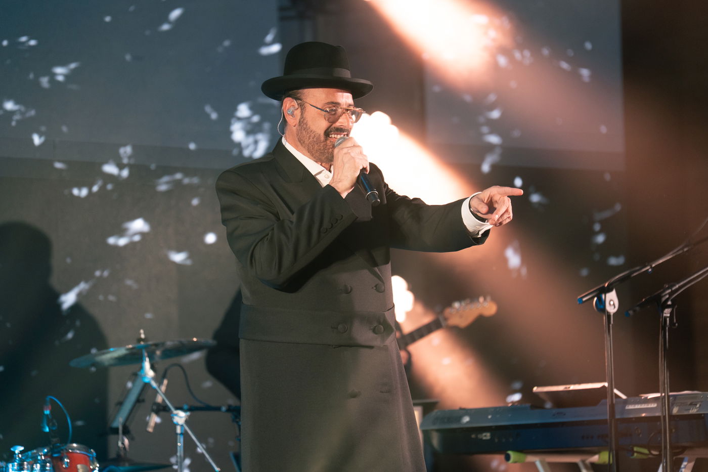 "יידל, איפה היית?!" | הכוכב החסידי שחזר ובגדול