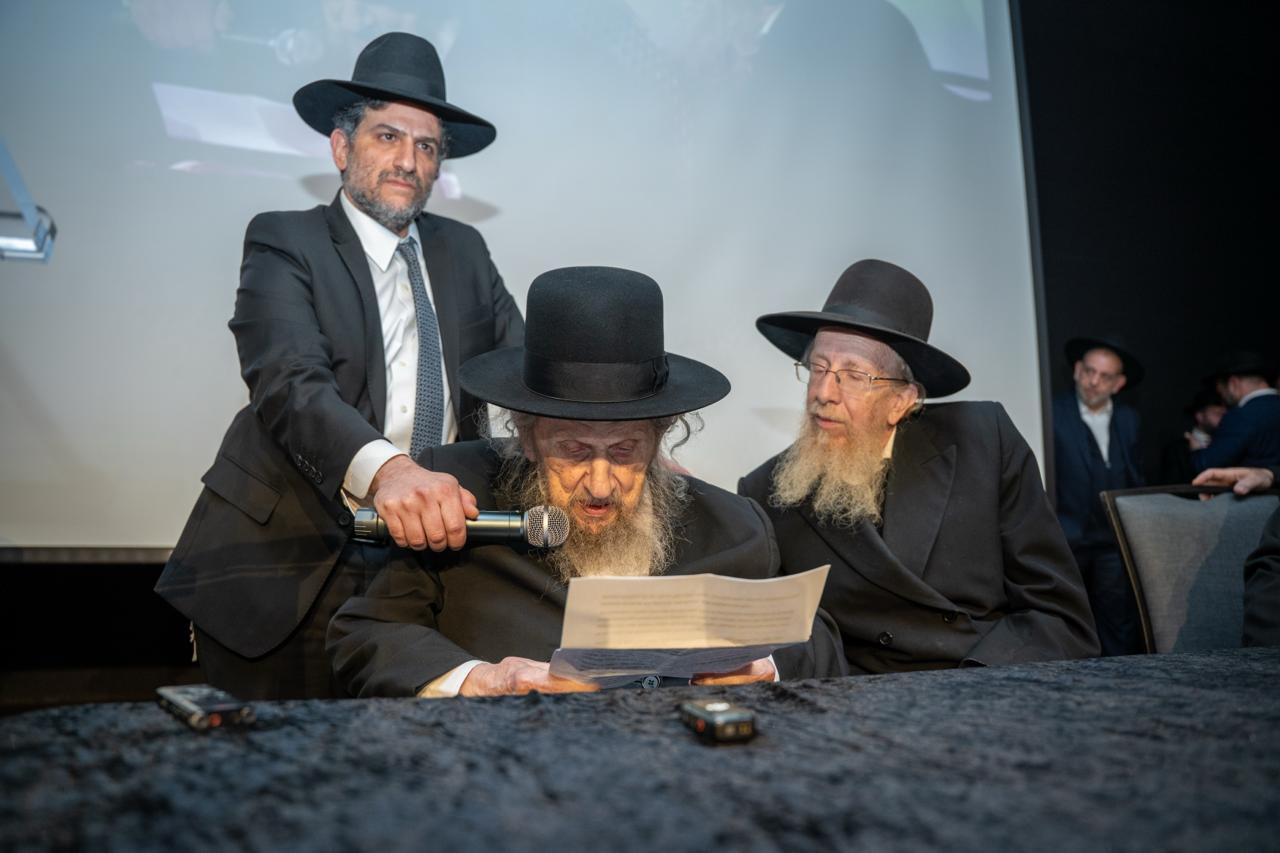 היום הראשון למסע הגר"ד לנדו בארצות הברית