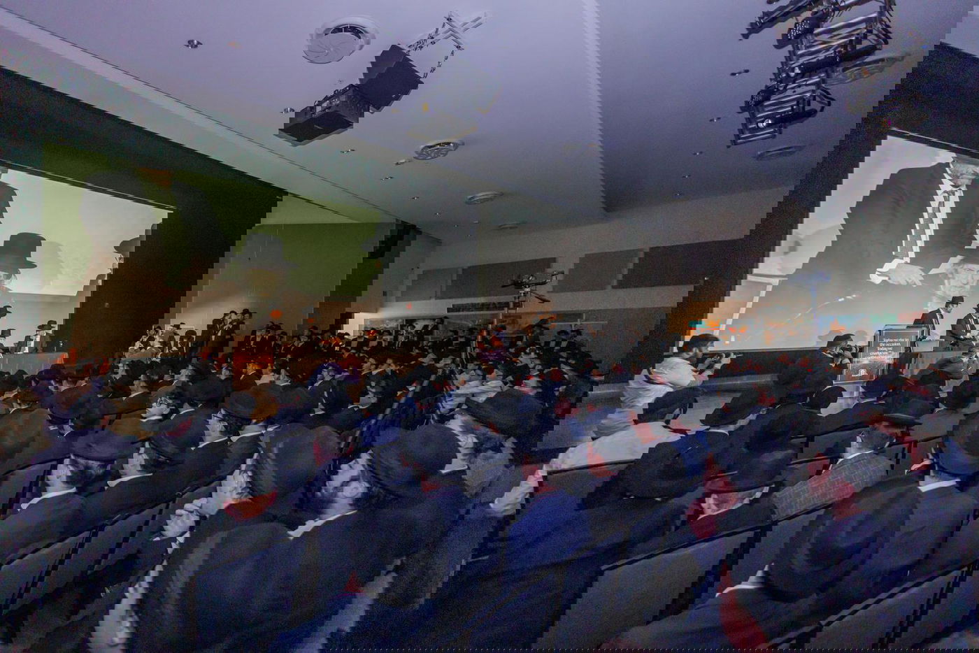 היום הראשון למסע הגר"ד לנדו בארצות הברית