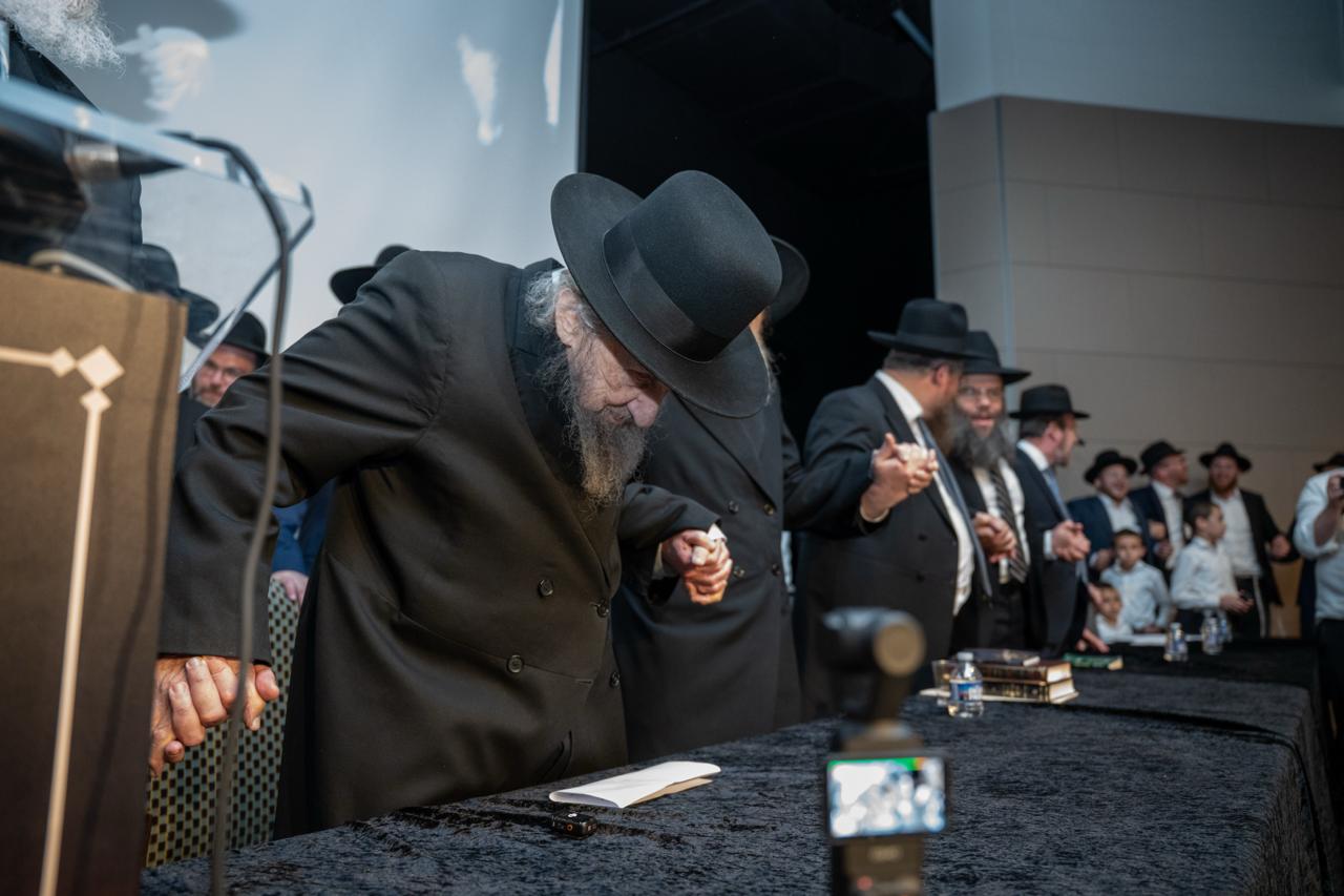 היום הראשון למסע הגר"ד לנדו בארצות הברית