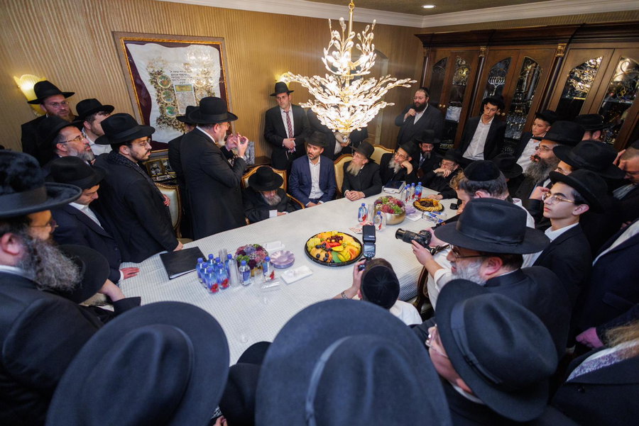 היום הראשון למסע הגר"ד לנדו בארצות הברית