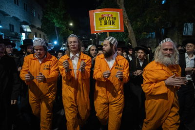 מחאה נגד גזירת הגיוס בראשות האדמו"ר ממשכנות הרועים