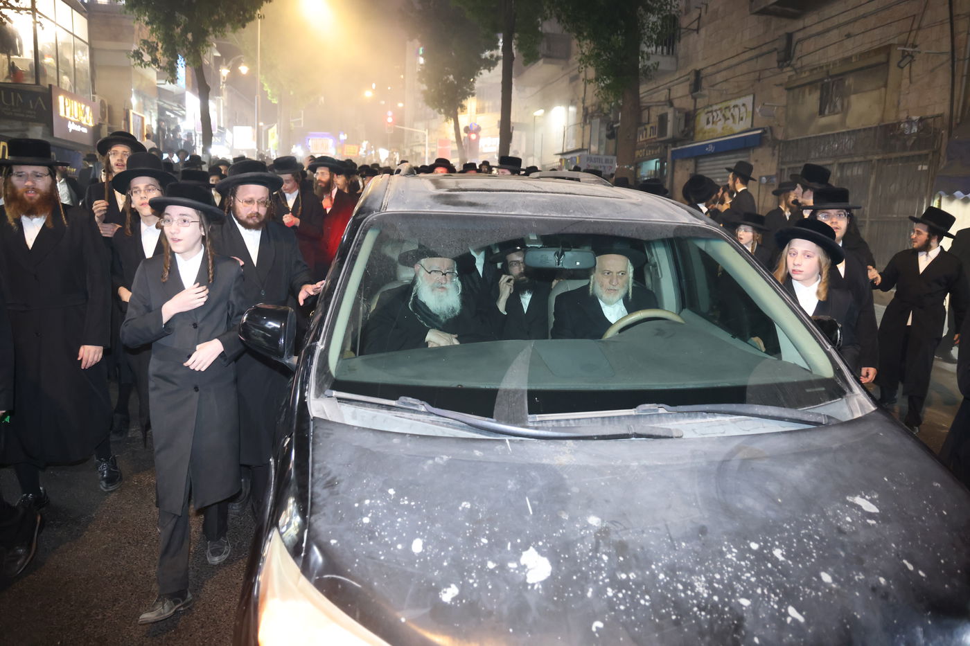 מחאה נגד גזירת הגיוס בראשות האדמו"ר ממשכנות הרועים