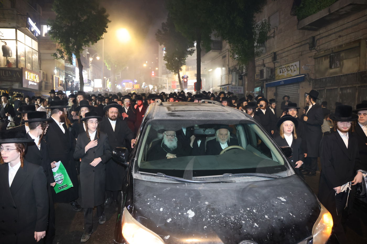 מחאה נגד גזירת הגיוס בראשות האדמו"ר ממשכנות הרועים