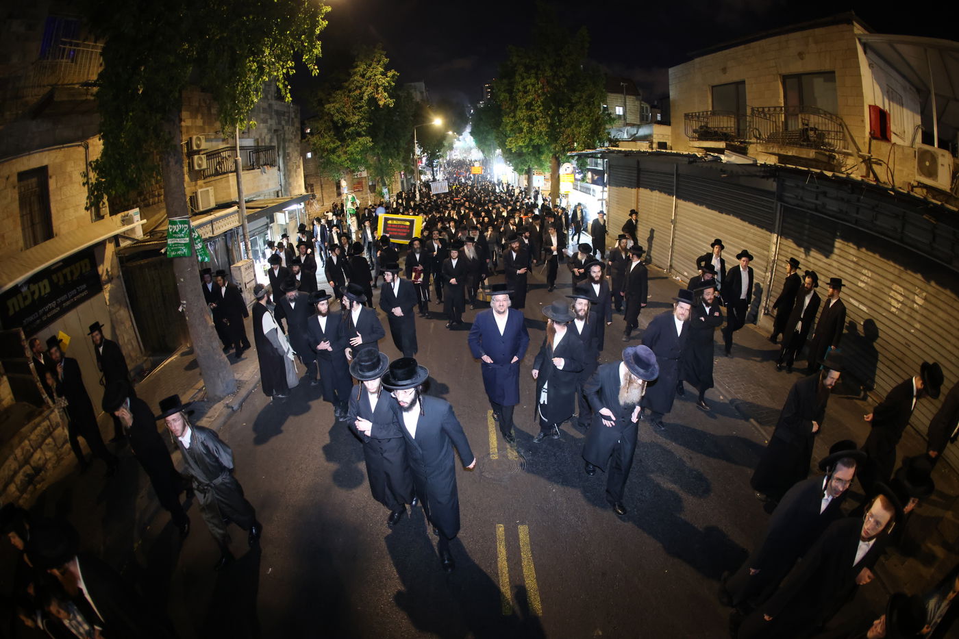 מחאה נגד גזירת הגיוס בראשות האדמו"ר ממשכנות הרועים