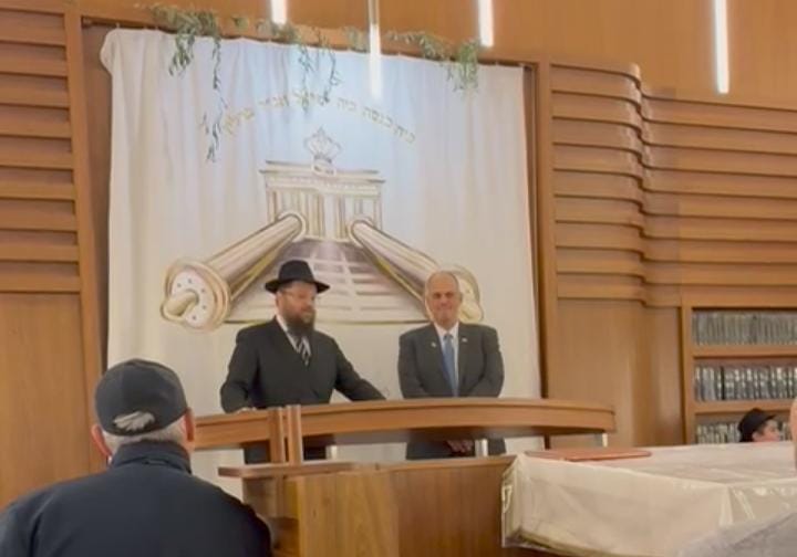 צונאמי מדיני? כך אירח ראש העיר הגרמני את ה"תאום" מישראל