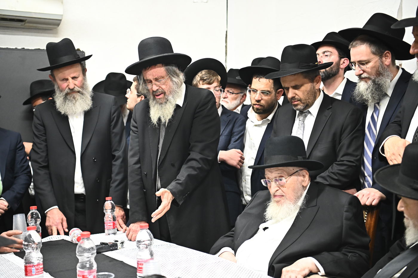 כינוס גדולי הדור בבני ברק