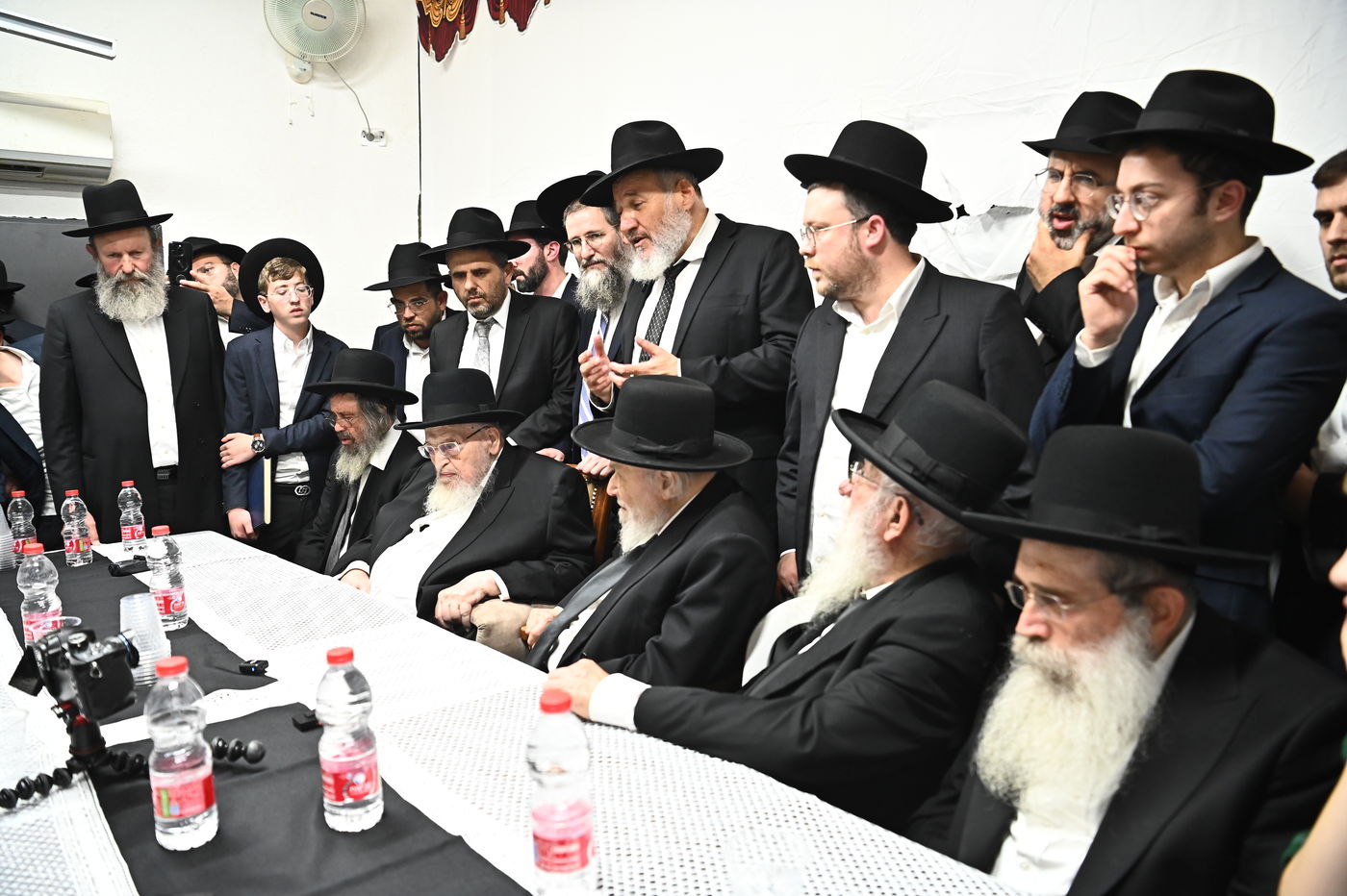 כינוס גדולי הדור בבני ברק