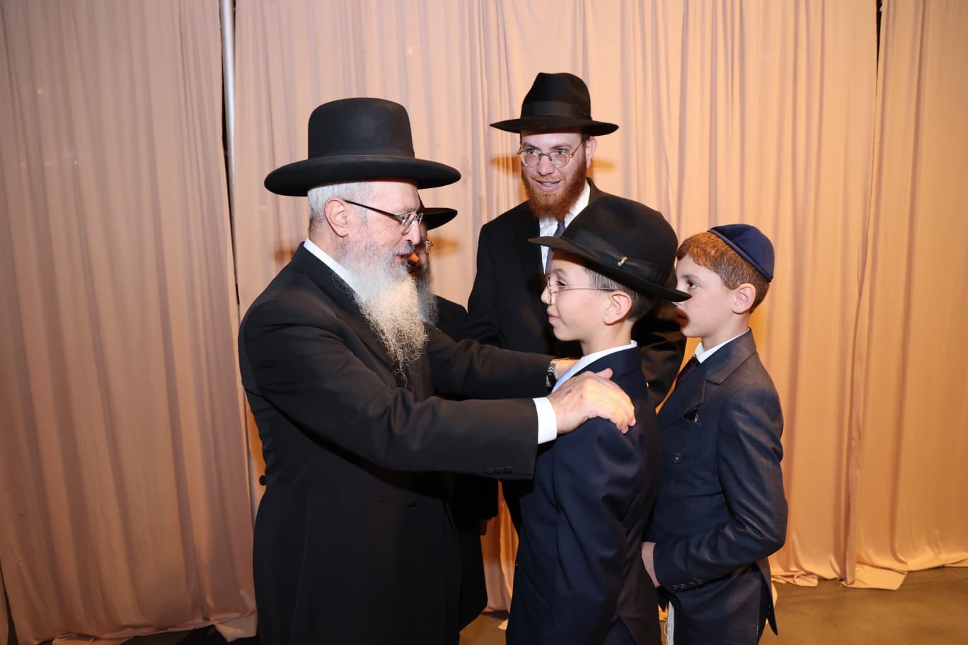 שמחת בר המצווה לבן הגר"י סיני