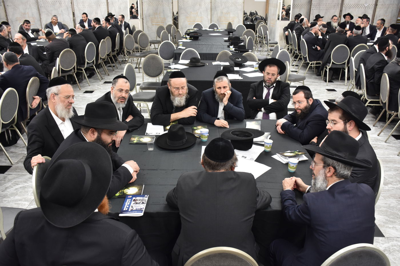 ועידת חינוך בבני ברק בראשות גדולי ישראל