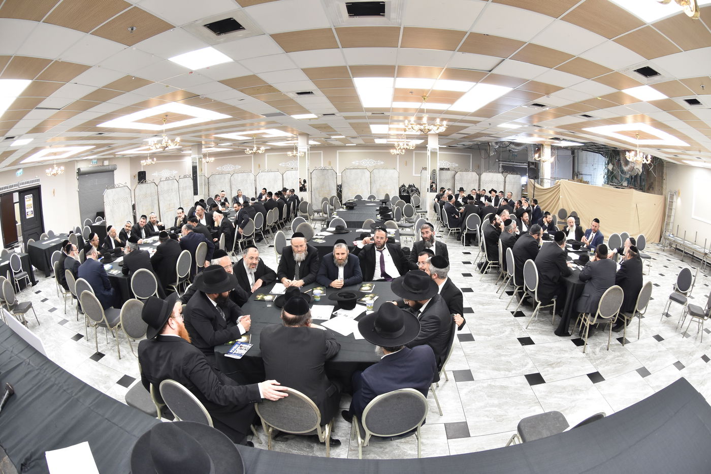 ועידת חינוך בבני ברק בראשות גדולי ישראל