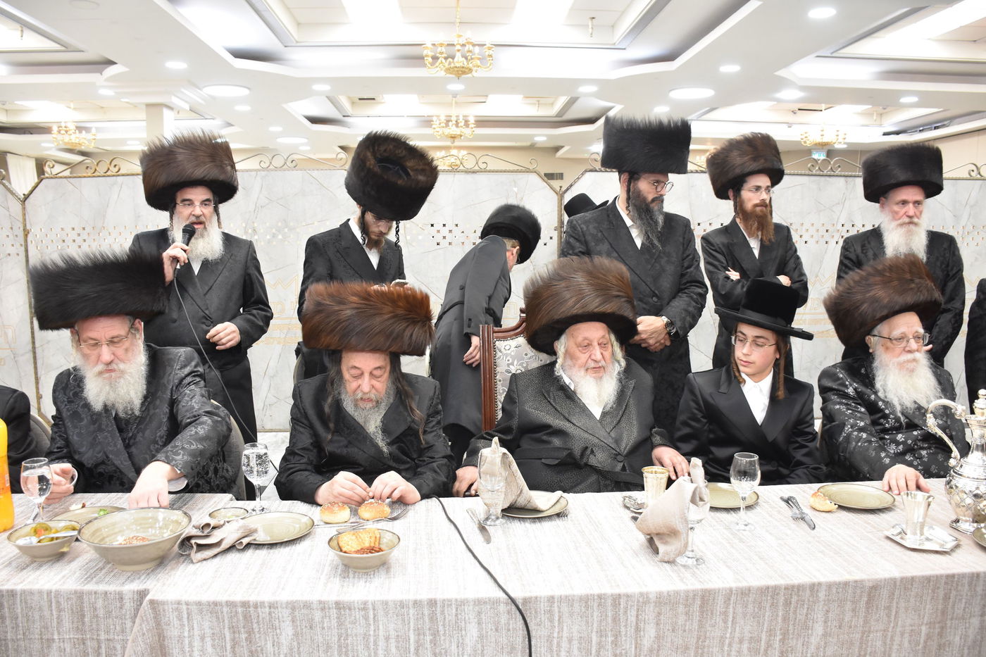 שמחת התנאים בחצרות נדבורנה - נאראל - זוועהיל - שאץ ויזניץ 