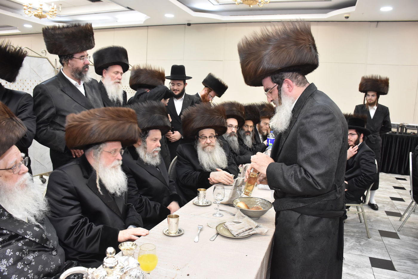 שמחת התנאים בחצרות נדבורנה - נאראל - זוועהיל - שאץ ויזניץ 