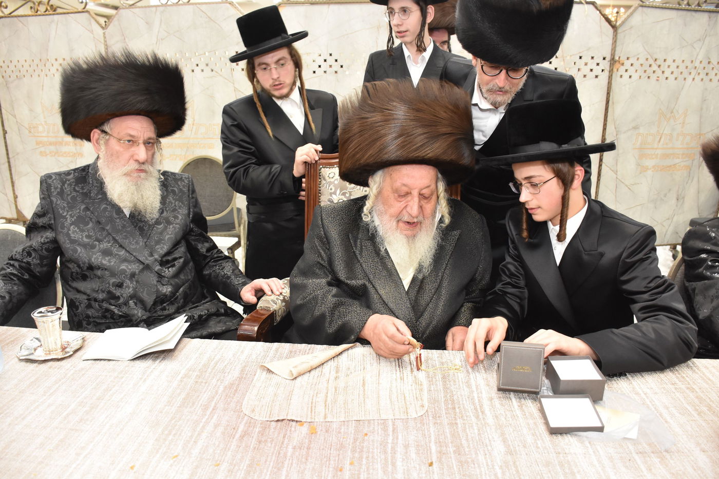 שמחת התנאים בחצרות נדבורנה - נאראל - זוועהיל - שאץ ויזניץ 