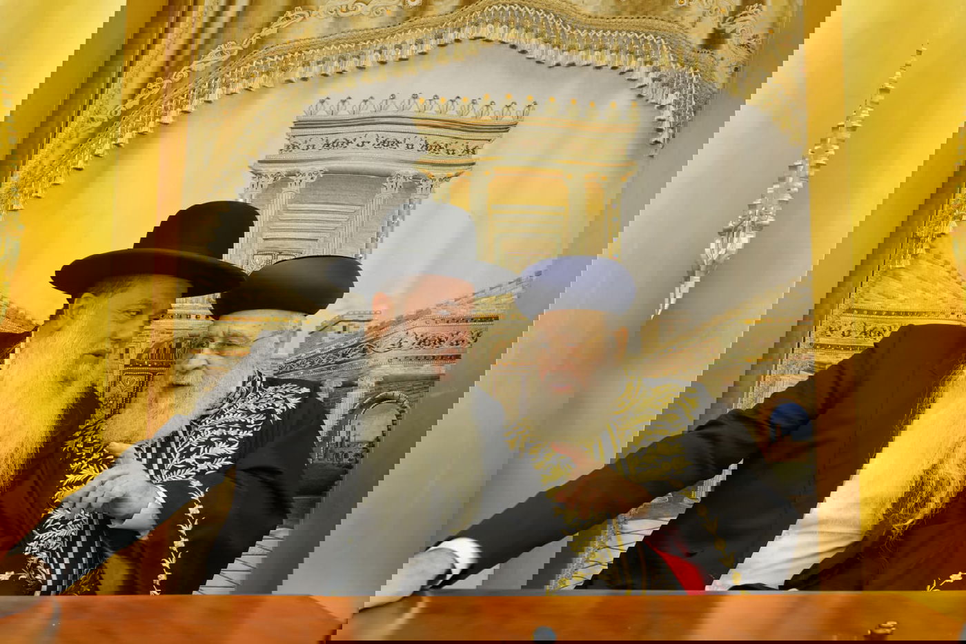 הראשל"צ הגר"י יוסף בביקור במוסדות 'יביע אומר' 