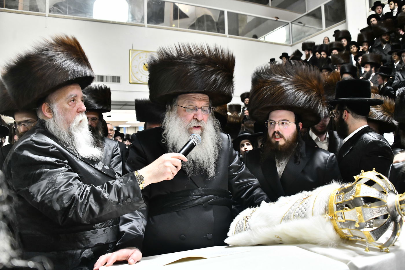 הכנסת ס"ת בנדבורנה