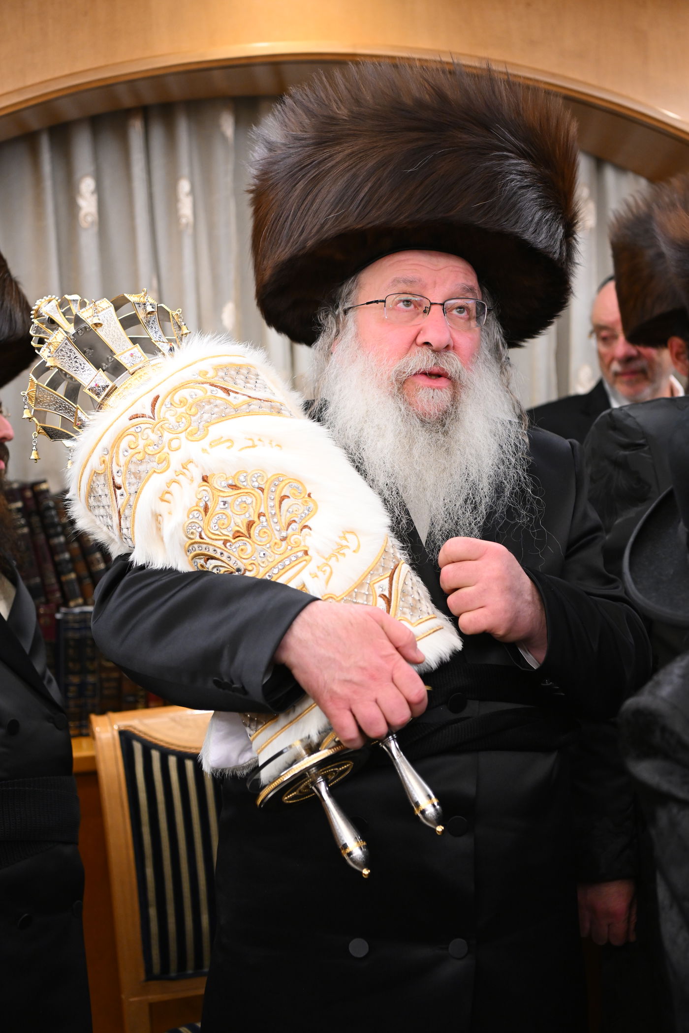 הכנסת ס"ת בנדבורנה