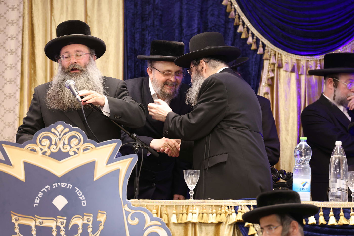 מעמד הכתרת 70 דיינים ומורי הוראה בירושלים