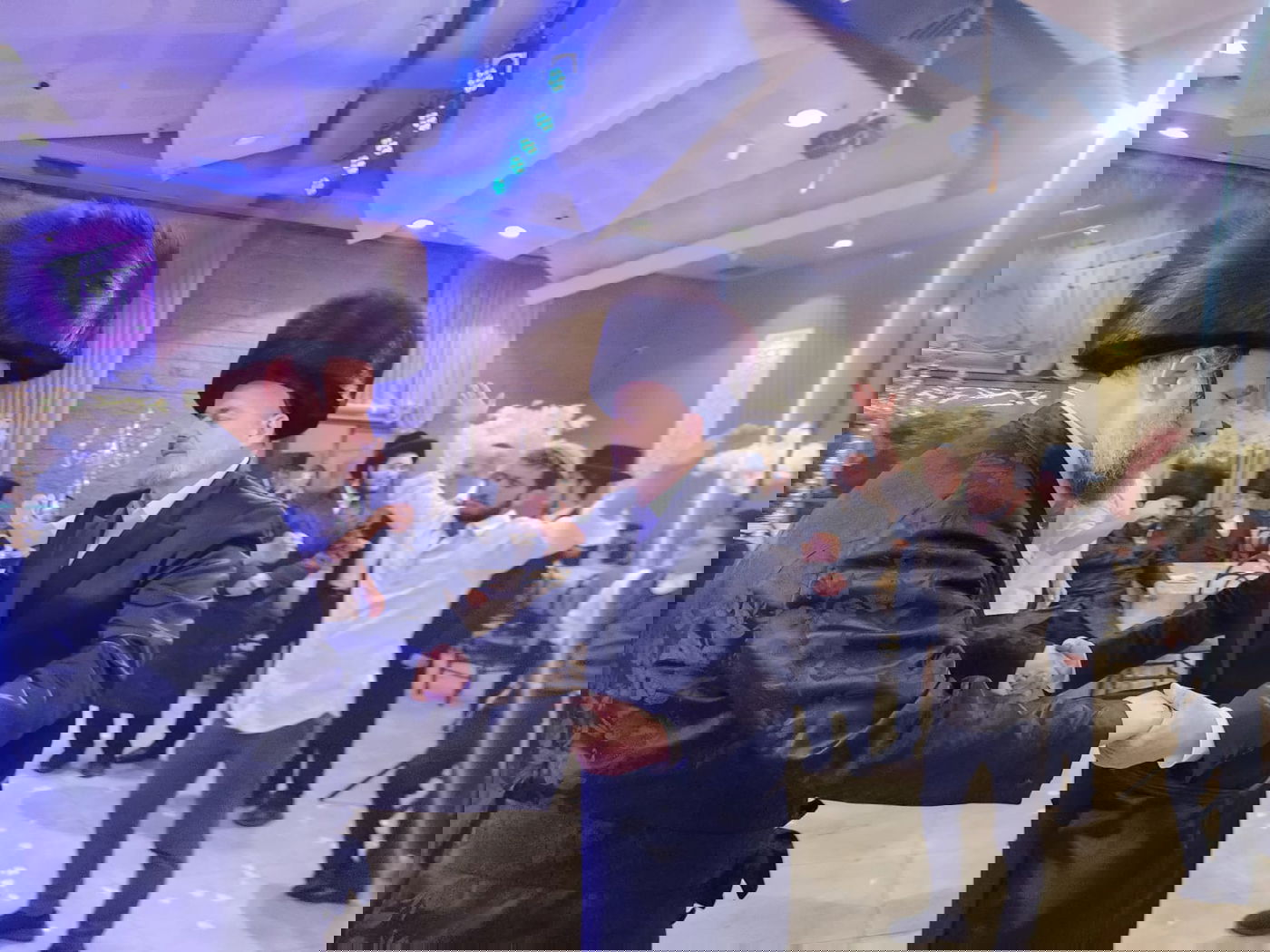 שמחת נישואי בת העסקן ר' ארי קורניצר