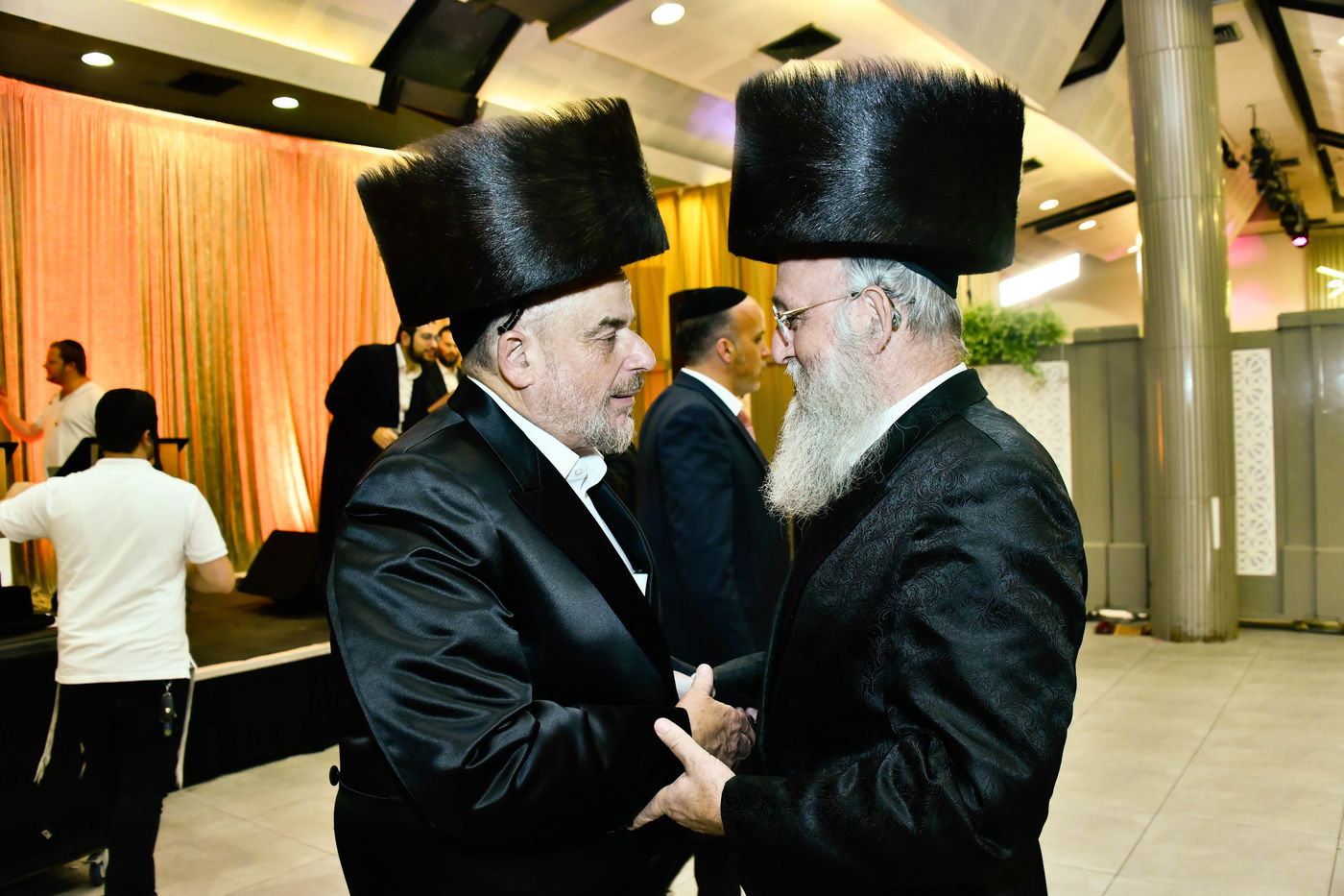 שמחת נישואי בת העסקן ר' ארי קורניצר