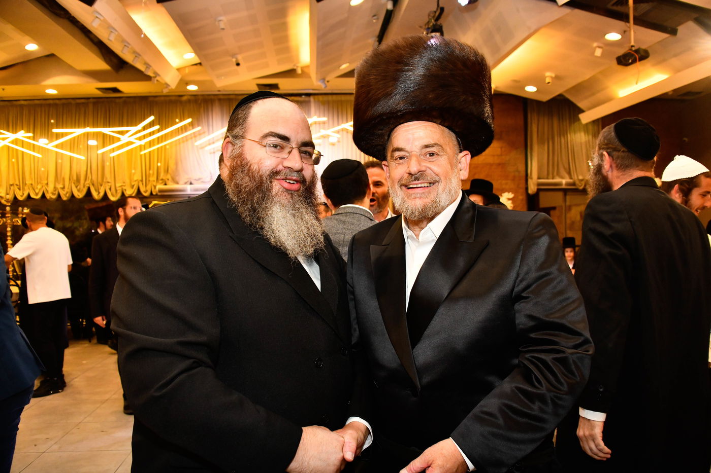 שמחת נישואי בת העסקן ר' ארי קורניצר