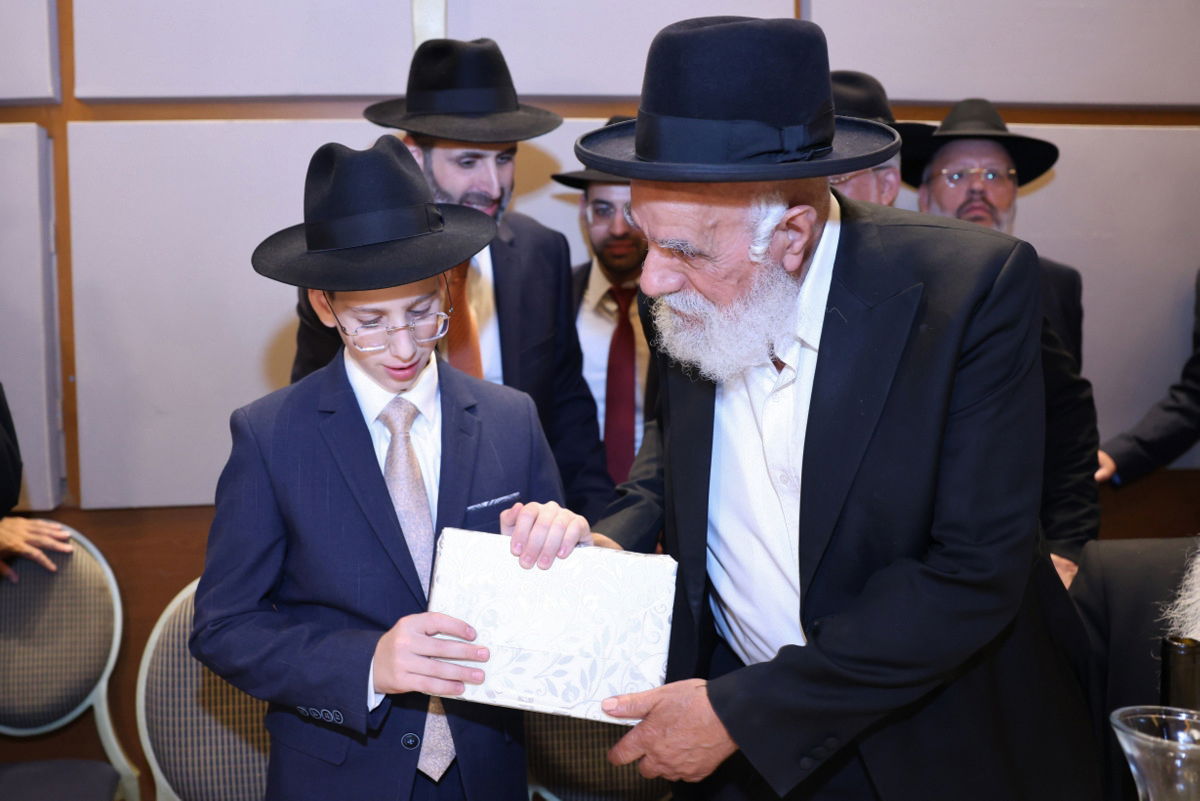 שמחת בר המצווה לבנו של ראש עיריית אלעד, יהודה בוטבול