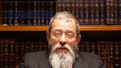 מבול של קדושה: הסוד שהרבי גילה על התקופה שלנו | צפו