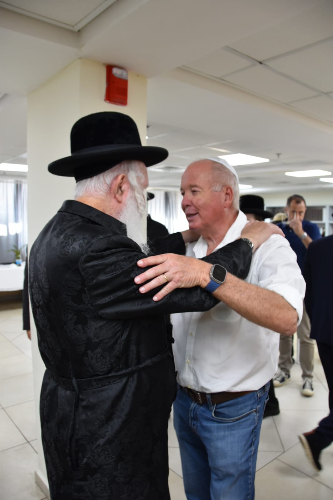 ניחום אבלים אצל הגרי"ד גרוסמן