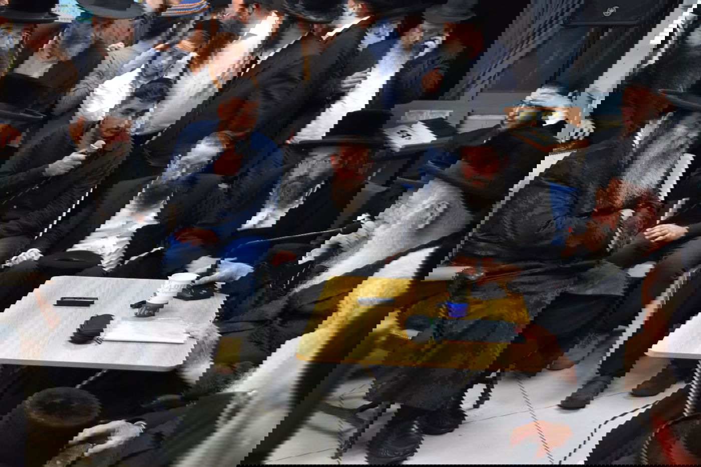 ניחום אבלים אצל הגרי"ד גרוסמן