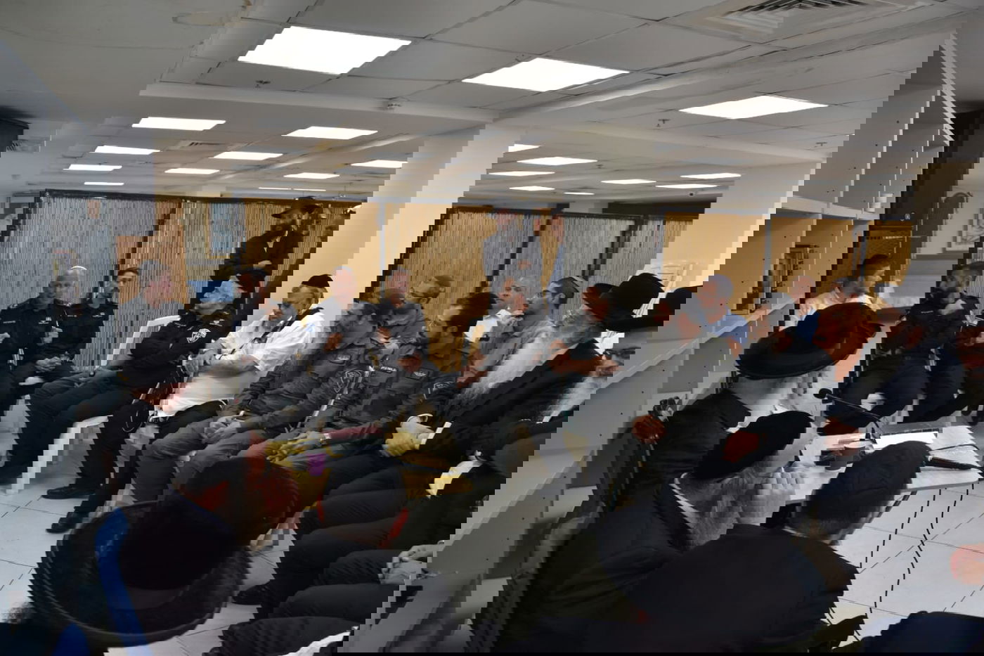 ניחום אבלים אצל הגרי"ד גרוסמן