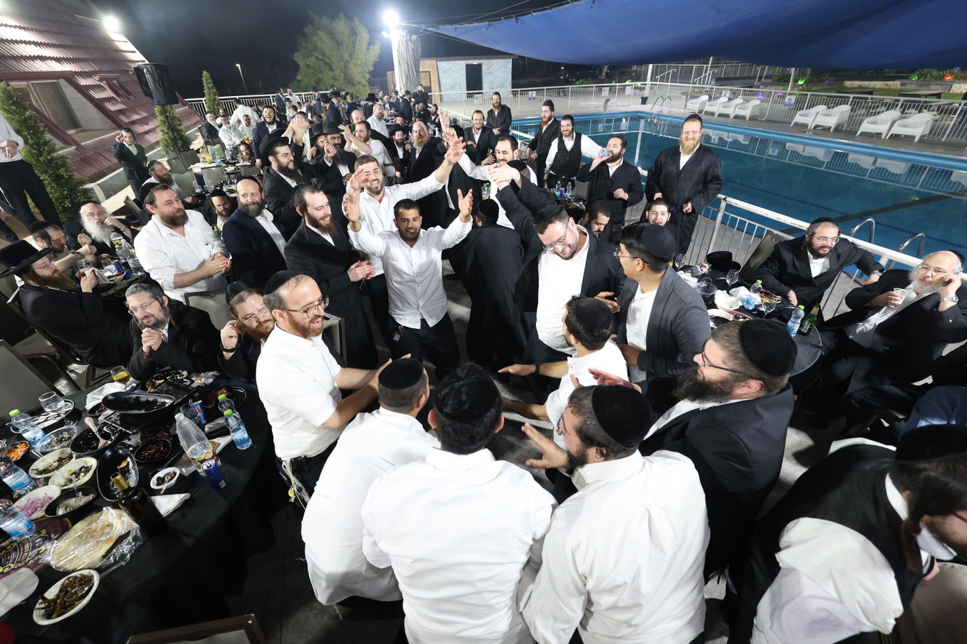 ערב גיבוש לצוות הכשרות של 'עוף עוז'