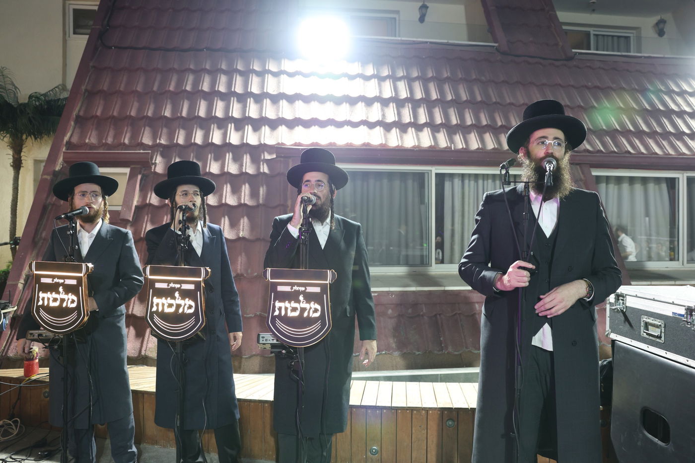 ערב גיבוש לצוות הכשרות של 'עוף עוז'