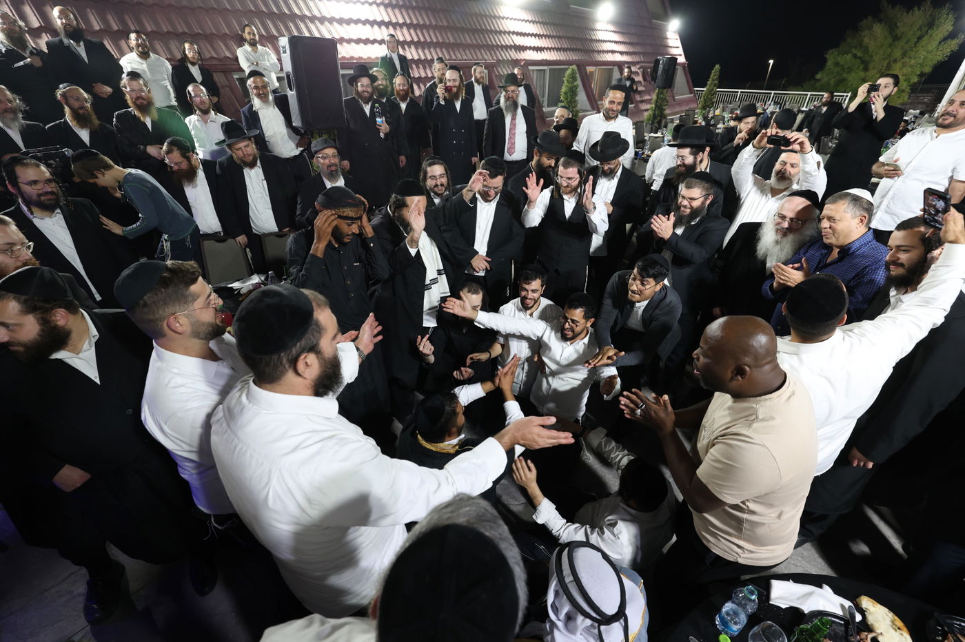 ערב גיבוש לצוות הכשרות של 'עוף עוז'