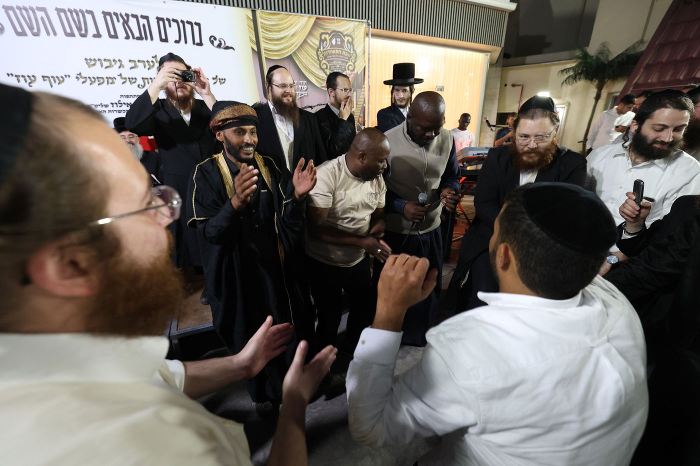 ערב גיבוש לצוות הכשרות של 'עוף עוז'