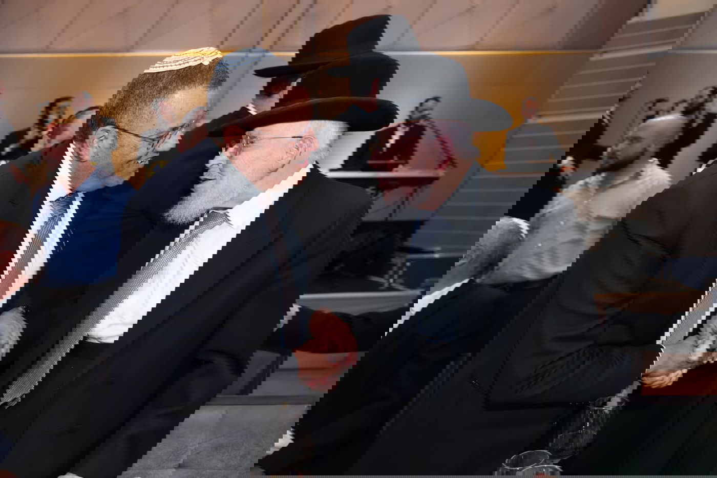 ראש העיר ירושלים ערך שבע ברכות לבתו, כולם הגיעו לברך • צפו בגלריה