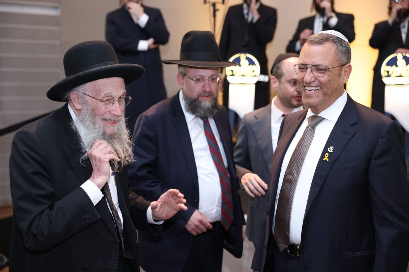 ראש העיר ירושלים ערך שבע ברכות לבתו, כולם הגיעו לברך • צפו בגלריה
